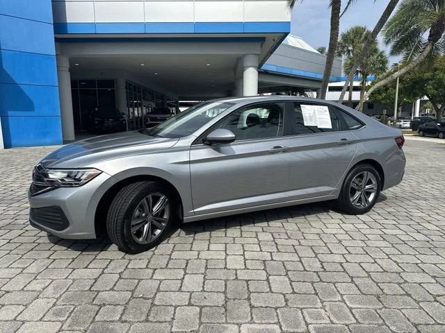 2024 Volkswagen Jetta SE photo 15