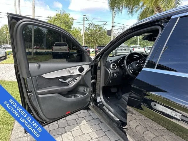 2022 Mercedes-Benz GLC GLC 300 photo 22