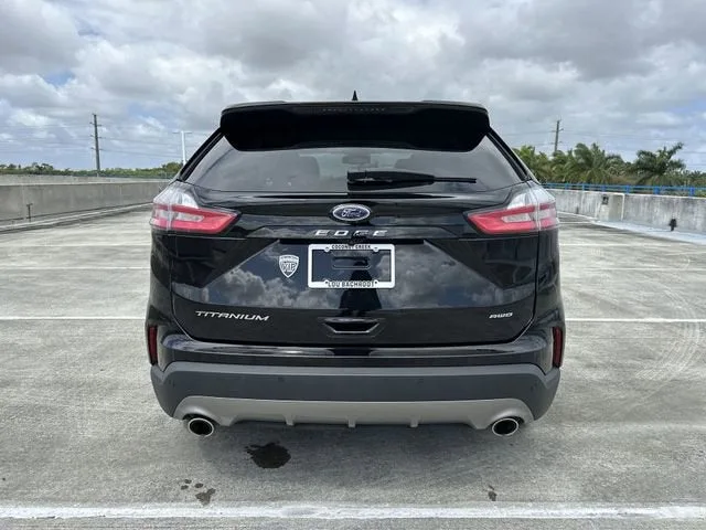 2024 Ford Edge Titanium photo 33