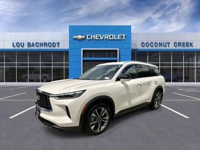 2023 INFINITI QX60 LUXE photo 4