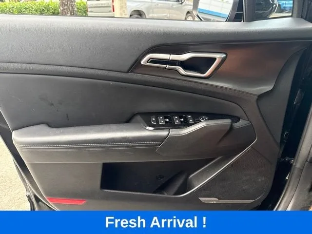 2023 Kia Sportage EX photo 11