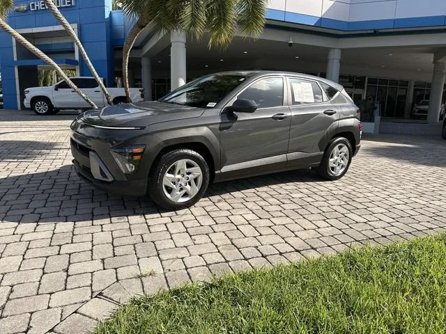 2024 Hyundai Kona SE photo 31