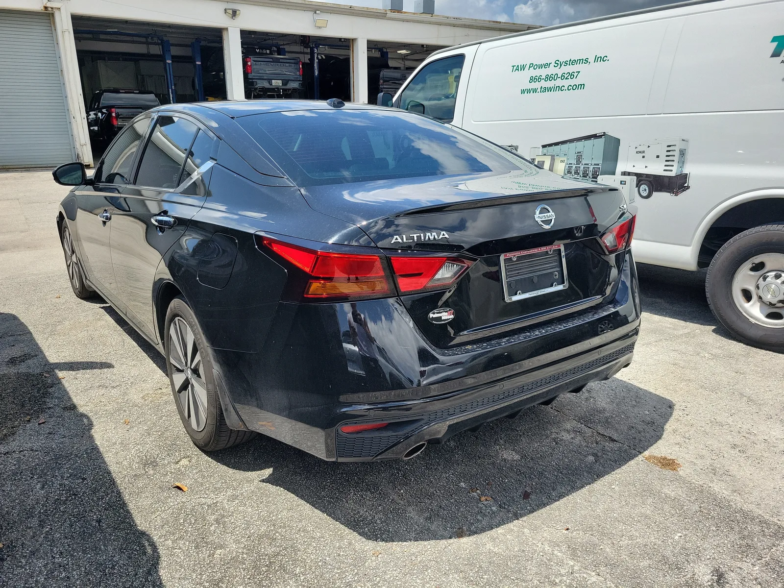 2019 Nissan Altima 2.5 SV photo 3