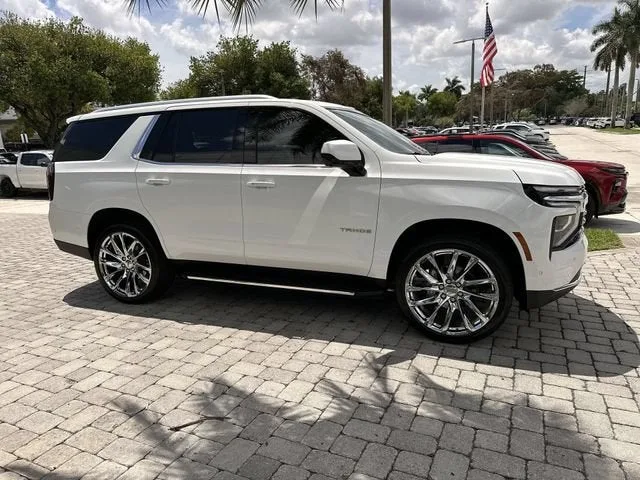 2025 Chevrolet Tahoe LS photo 15
