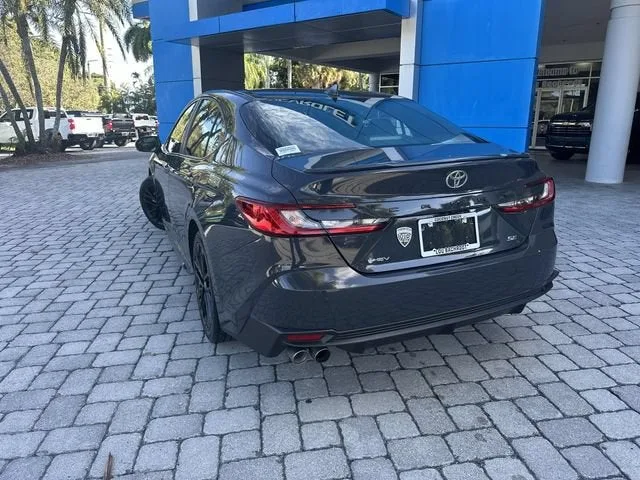 2025 Toyota Camry LE photo 12