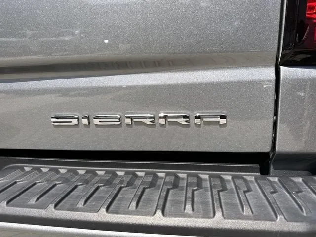 2025 GMC Sierra 1500 Denali Ultimate photo 39