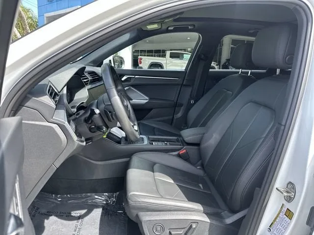 2025 Audi Q3 S line Premium photo 30