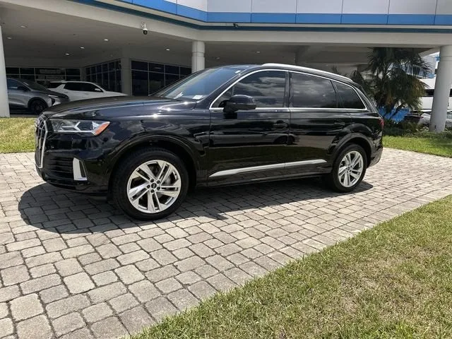 2021 Audi Q7 Premium Plus photo 31