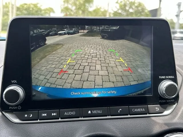 2024 Nissan Sentra SV photo 24