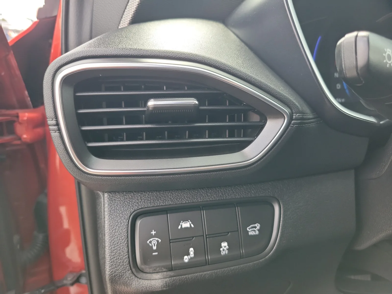2019 Hyundai Santa Fe SEL Plus photo 20