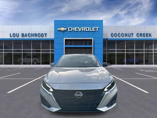 2025 Nissan Altima S photo 3