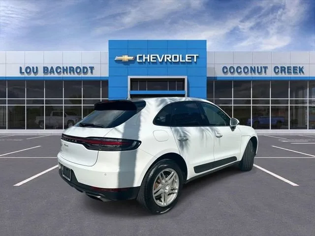 2020 Porsche Macan 4DR AWD photo 8