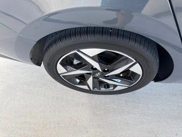 2023 Hyundai Elantra Hybrid Limited photo 24