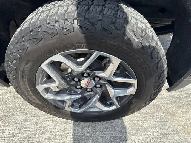 2022 GMC Sierra 1500 SLT photo 18