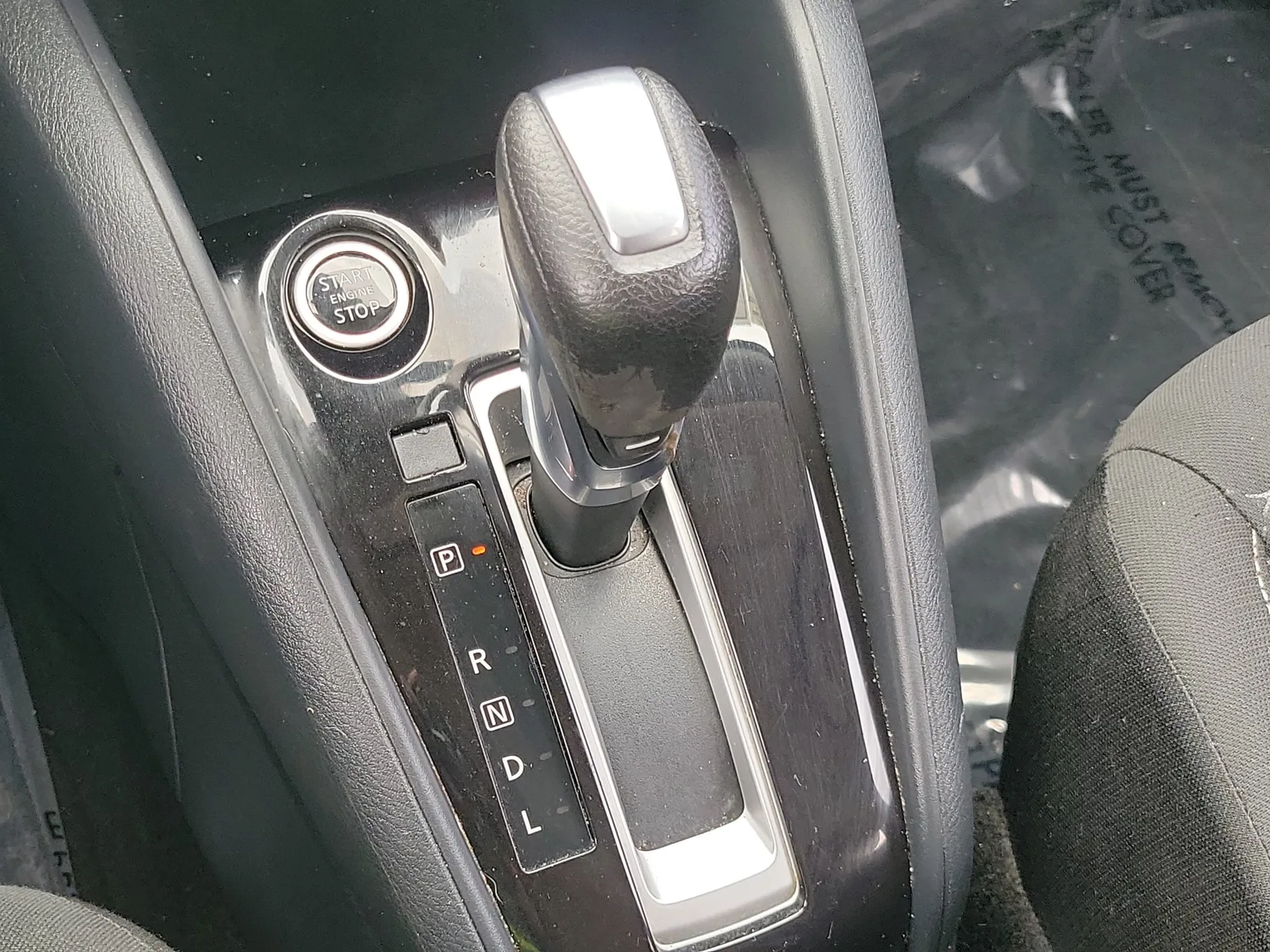 2020 Nissan Kicks S photo 31