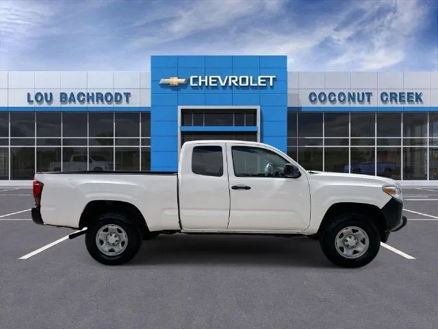 2022 Toyota Tacoma 2WD SR photo 9
