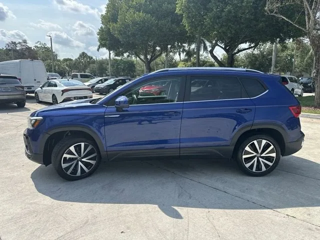 2024 Volkswagen Taos SE photo 20