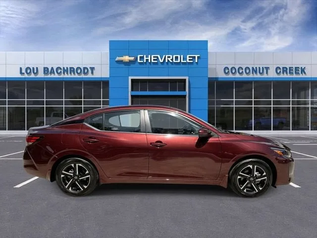 2025 Nissan Sentra SV photo 9