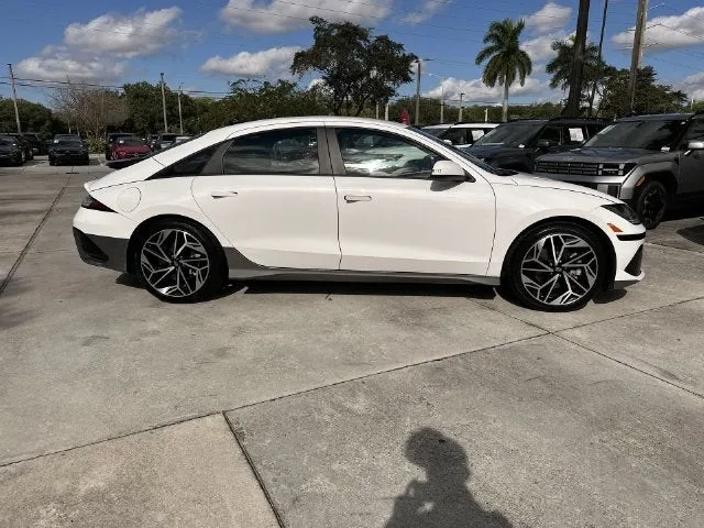2023 Hyundai IONIQ 6 SEL photo 14