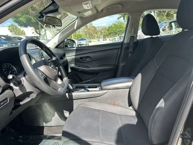 2024 Nissan Sentra S photo 23