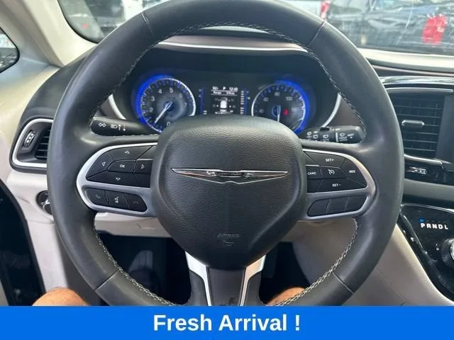 2023 Chrysler Voyager LX photo 7