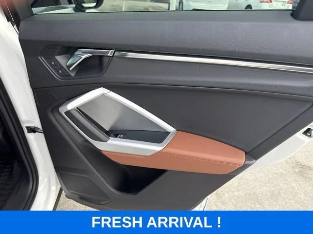 2022 Audi Q3 S line Premium photo 15