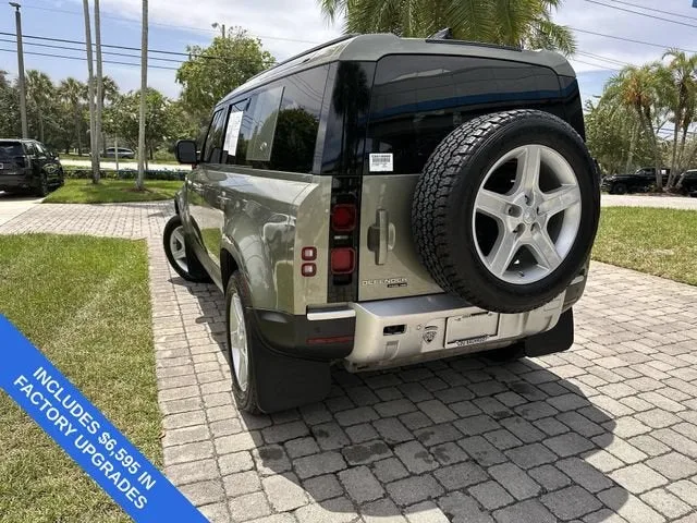 2020 Land Rover Defender HSE photo 12