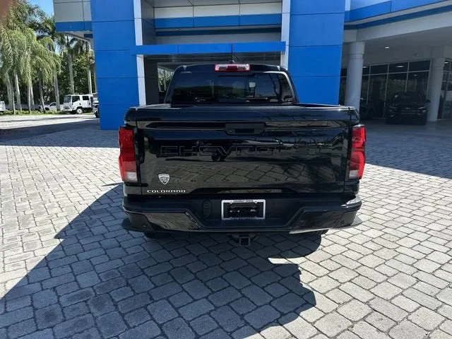 2024 Chevrolet Colorado Z71 photo 16