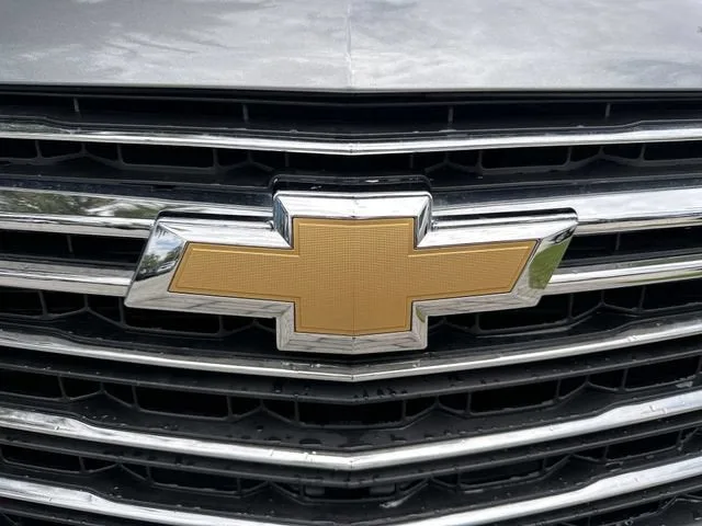 2023 Chevrolet Traverse LS photo 10