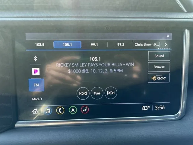 2021 GMC Yukon Denali photo 25