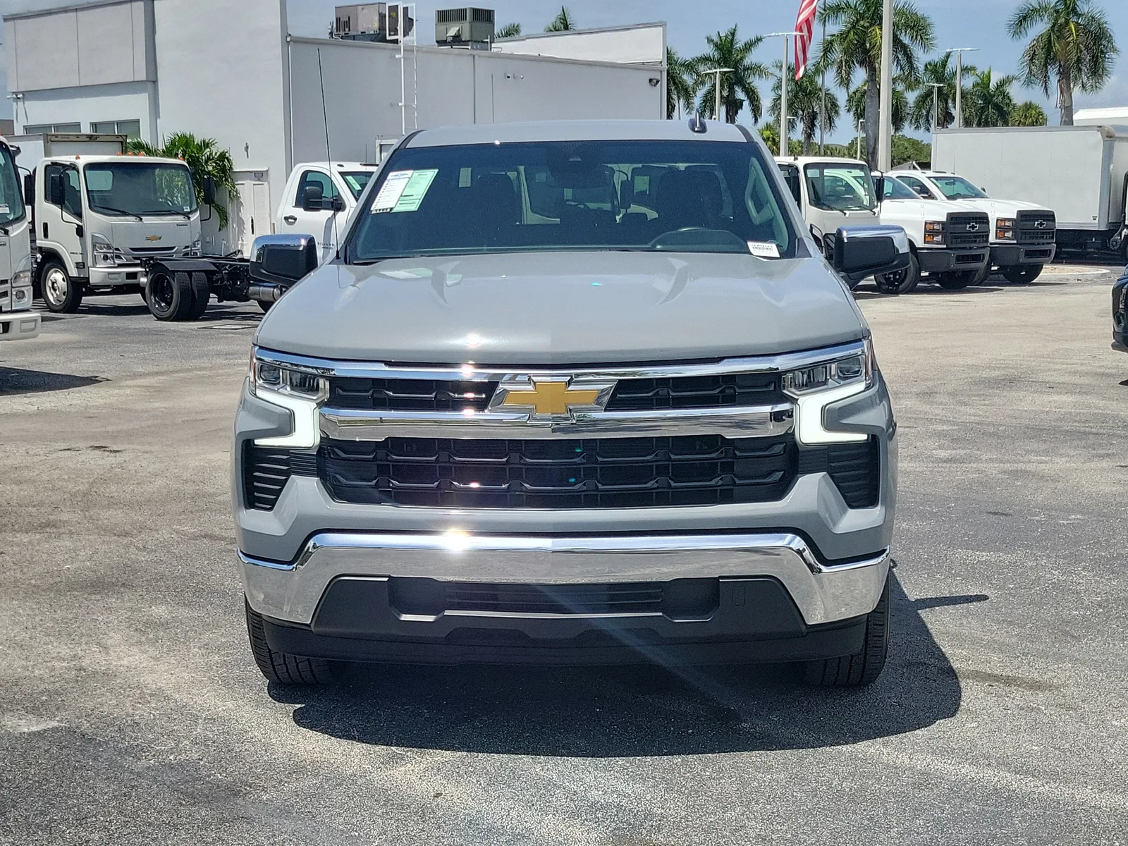 2024 Chevrolet Silverado 1500 LT photo 8