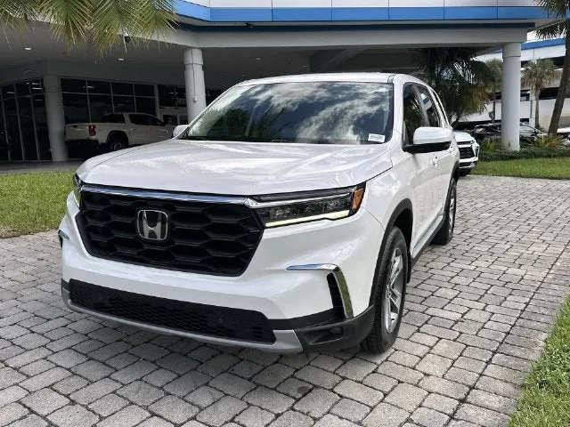 2024 Honda Pilot EX-L 7 Passenger photo 20