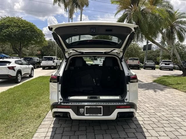 2023 INFINITI QX60 LUXE photo 28