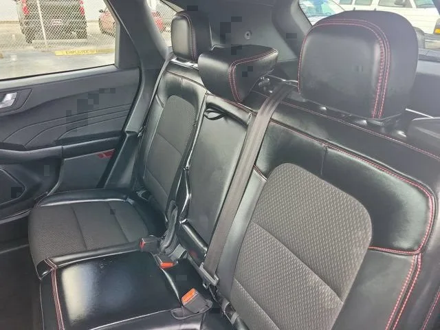 2025 Ford Escape ST-Line photo 10