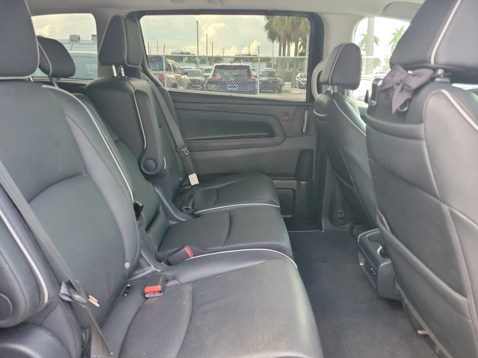 2025 Honda Odyssey Elite photo 7