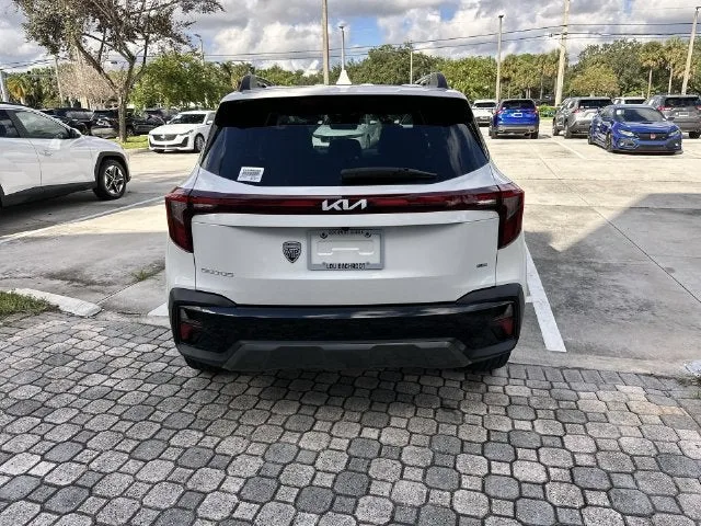 2024 Kia Seltos X-Line photo 36