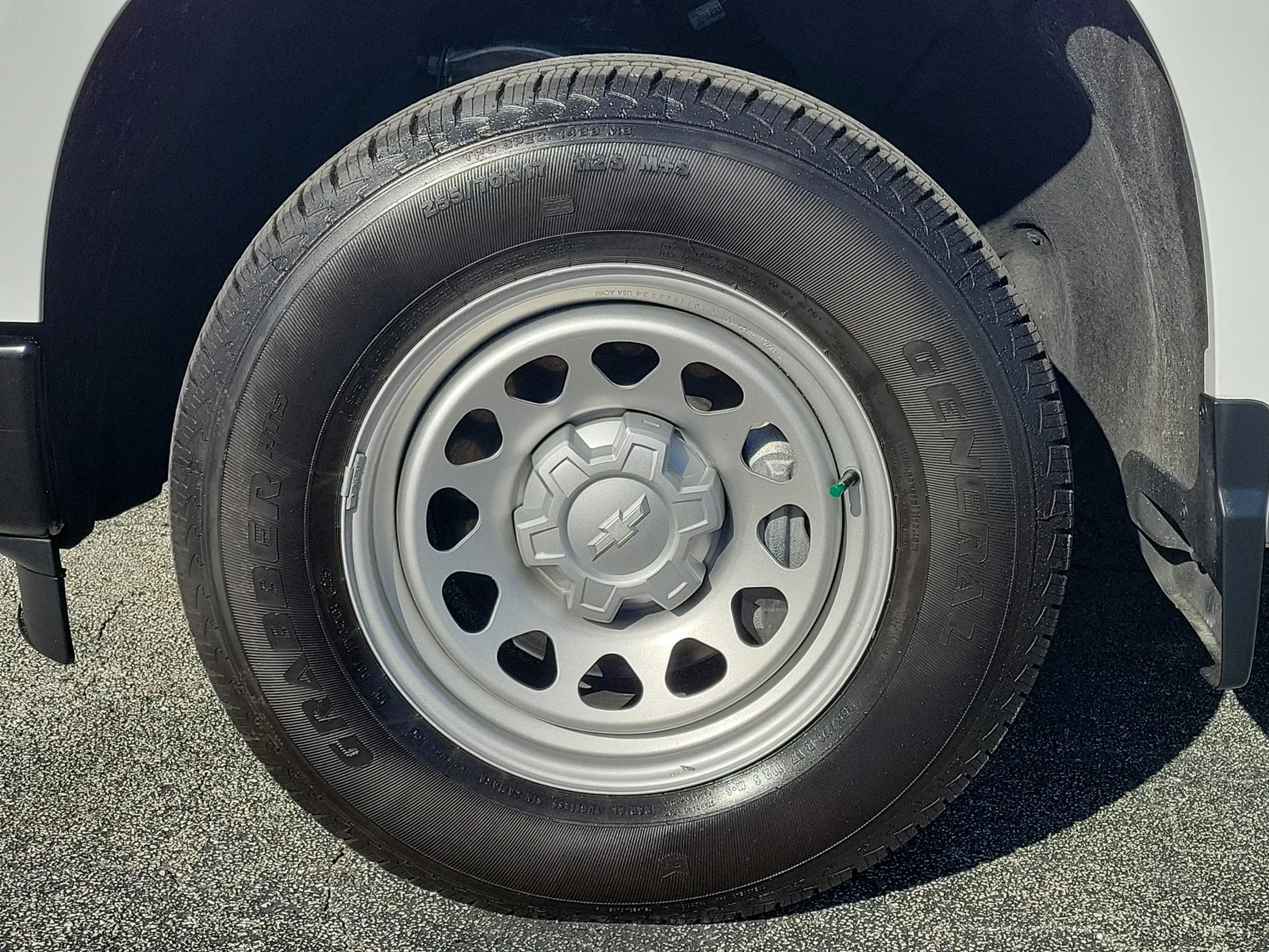2026 Chevrolet Silverado 1500 WT photo 9