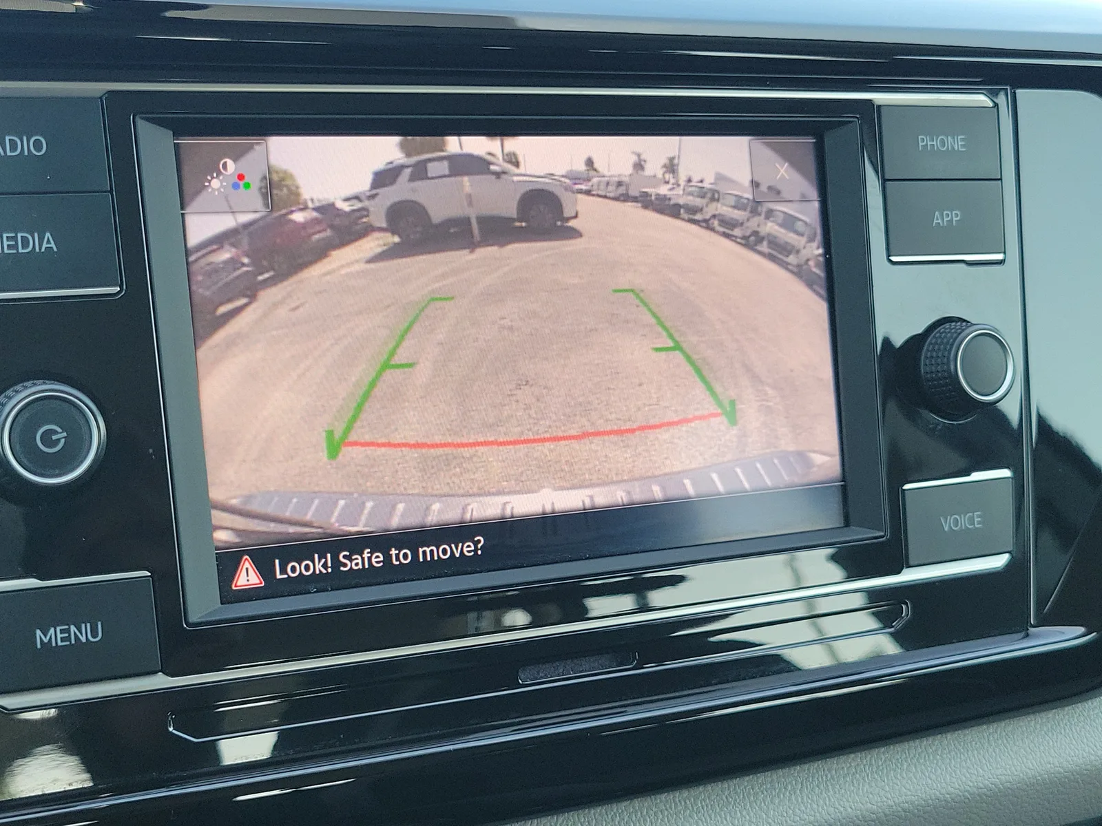 2023 Volkswagen Taos S photo 28