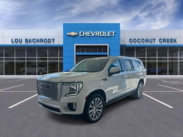 2022 GMC Yukon XL Denali photo 4