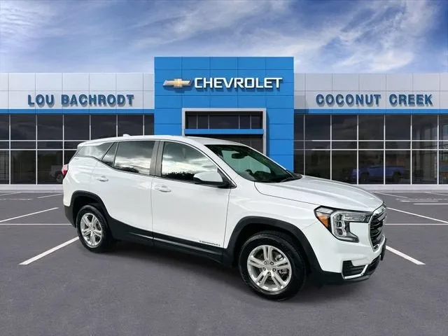 2024 GMC Terrain SLE photo 2