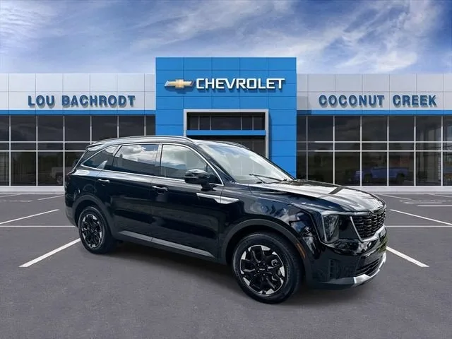 2026 Kia Sorento S photo 2
