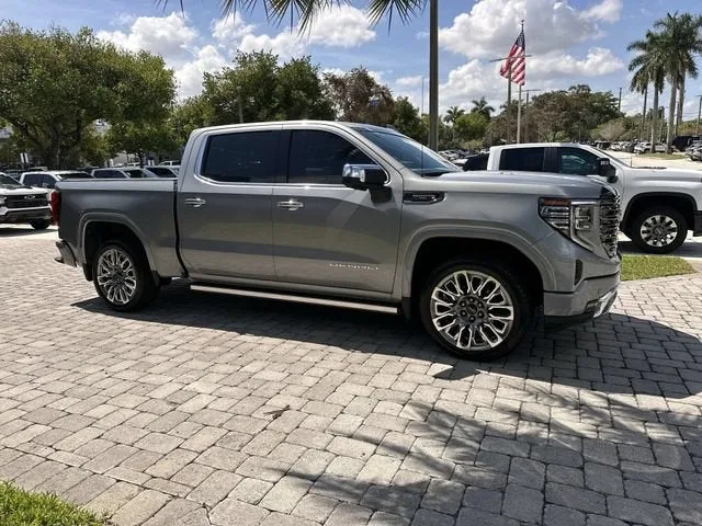 2025 GMC Sierra 1500 Denali Ultimate photo 15