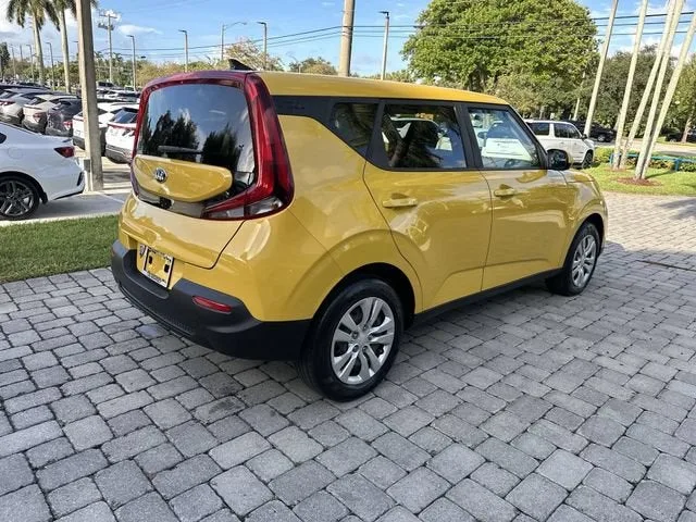 2020 Kia Soul LX photo 37