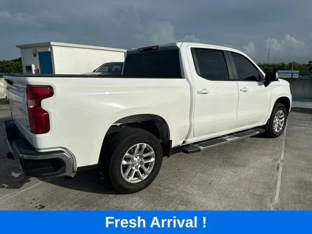 2024 Chevrolet Silverado 1500 LT photo 14