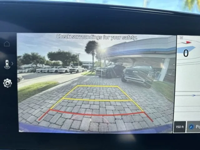 2025 Hyundai Elantra SEL Convenience photo 24
