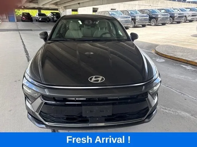 2025 Hyundai Sonata SEL photo 17