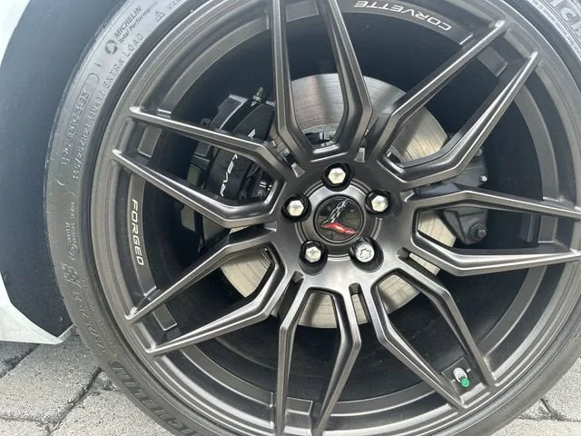 2023 Chevrolet Corvette Z06 3LZ photo 34