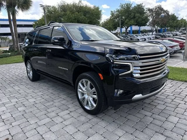 2024 Chevrolet Suburban High Country photo 16