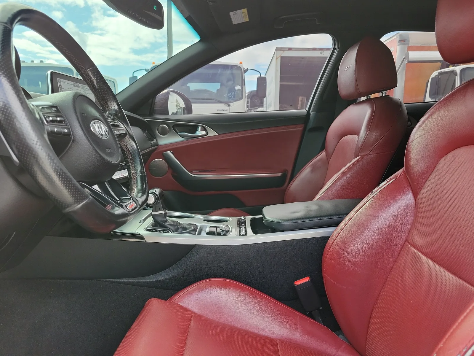 2020 Kia Stinger GT1 photo 21