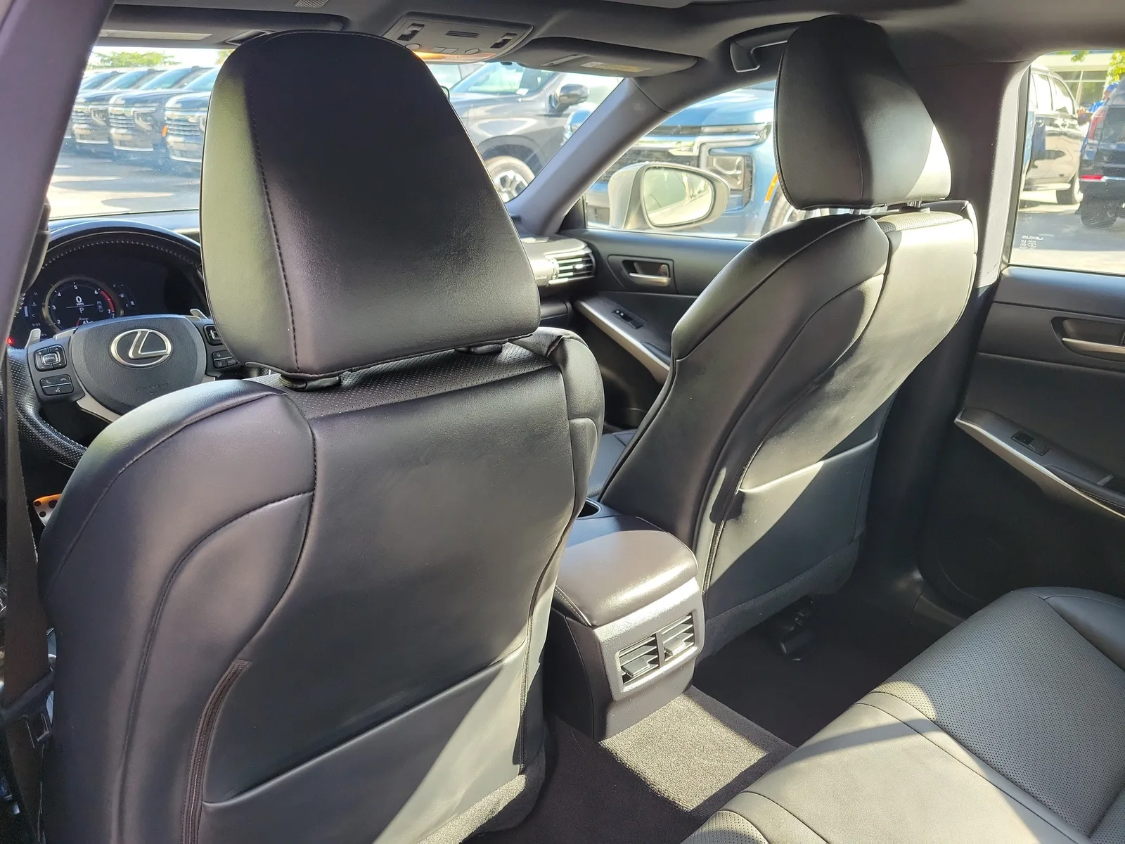 2020 Lexus IS IS 300 F SPORT photo 16